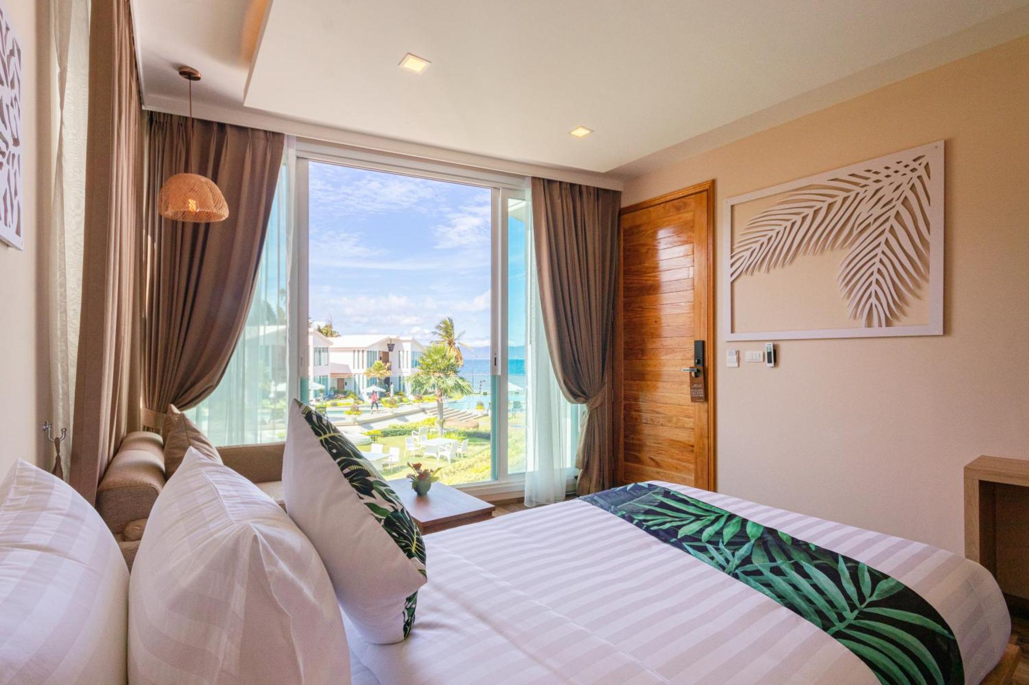 Vannee Golden Sands Beachfront Resort Hat Rin Buitenkant foto