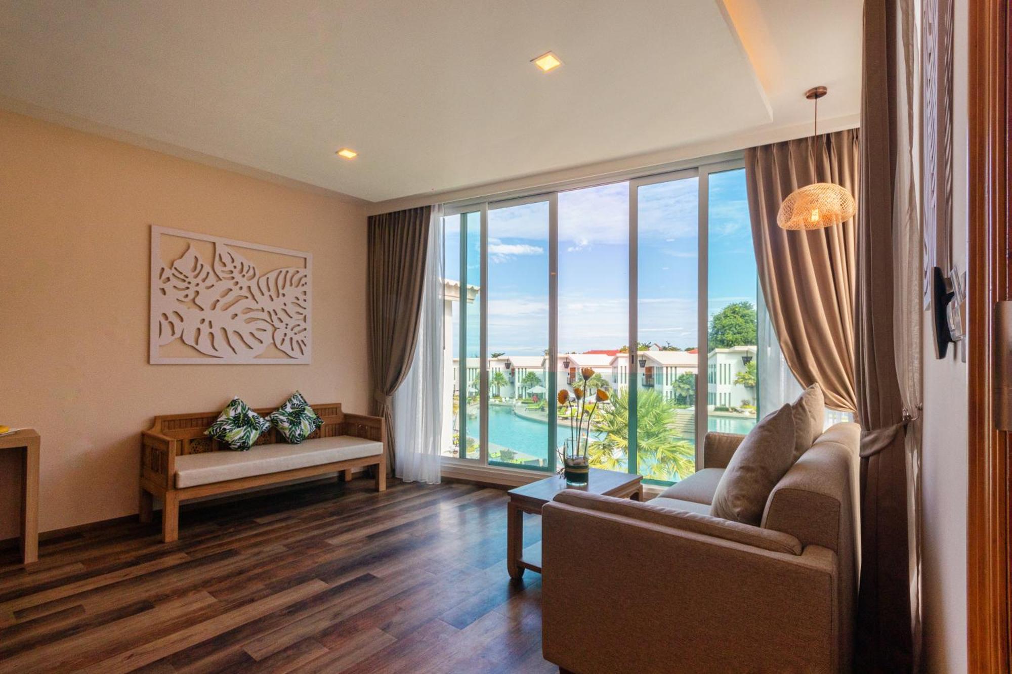 Vannee Golden Sands Beachfront Resort Hat Rin Buitenkant foto