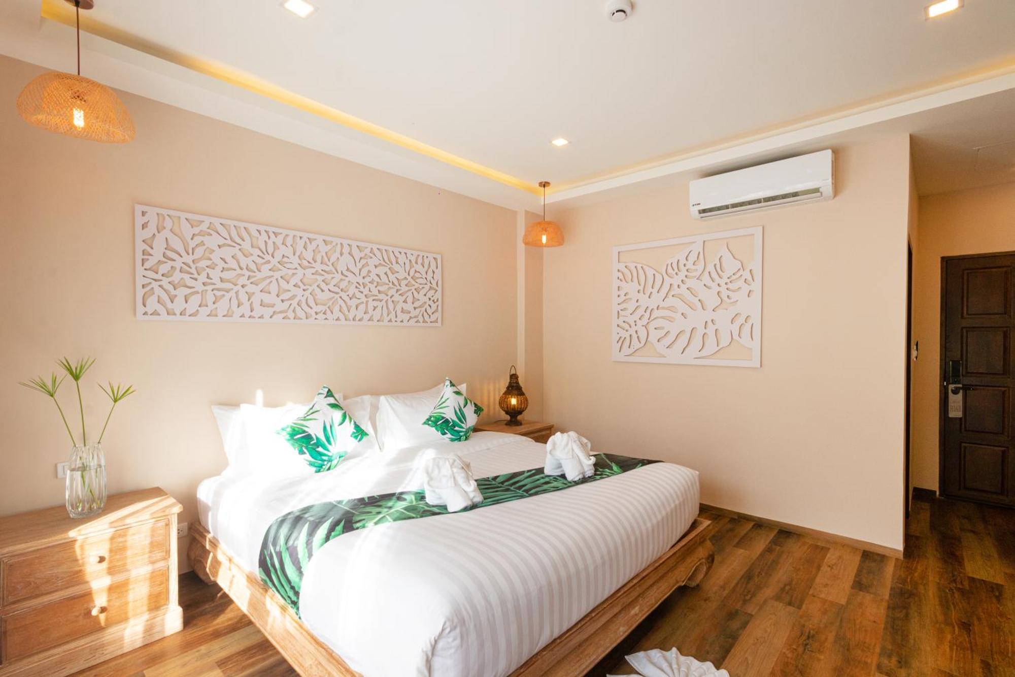 Vannee Golden Sands Beachfront Resort Hat Rin Buitenkant foto