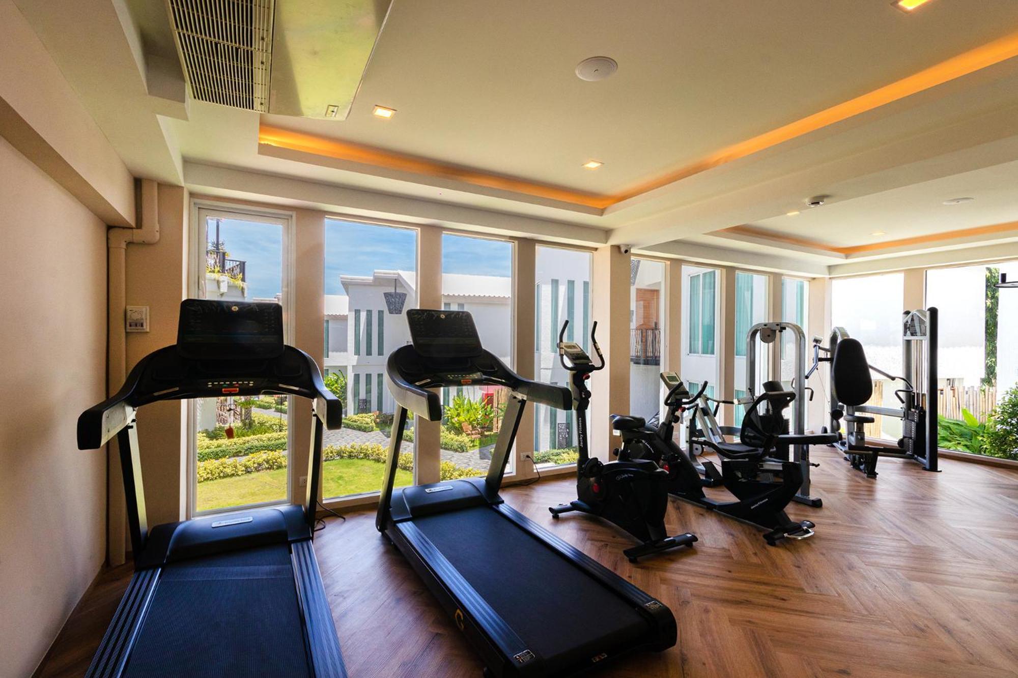 Vannee Golden Sands Beachfront Resort Hat Rin Buitenkant foto