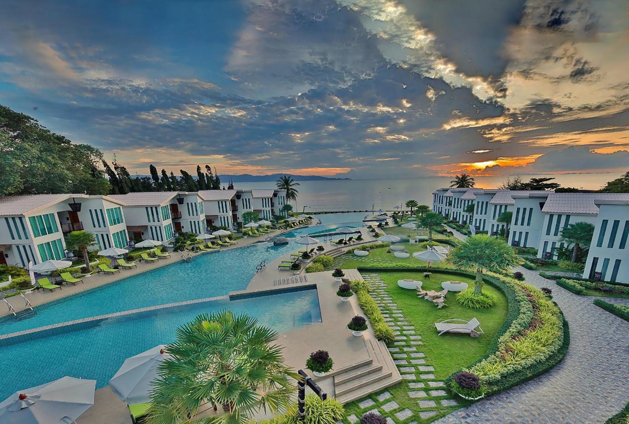Vannee Golden Sands Beachfront Resort Hat Rin Buitenkant foto